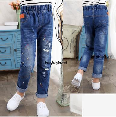 *Sales เด็กโต-กางเกงยีนส์ฟอกขายาวลายกราฟฟิคสี แต่งมุด เอวยางยืด ไซส์ 140/150 รหัส KKK586